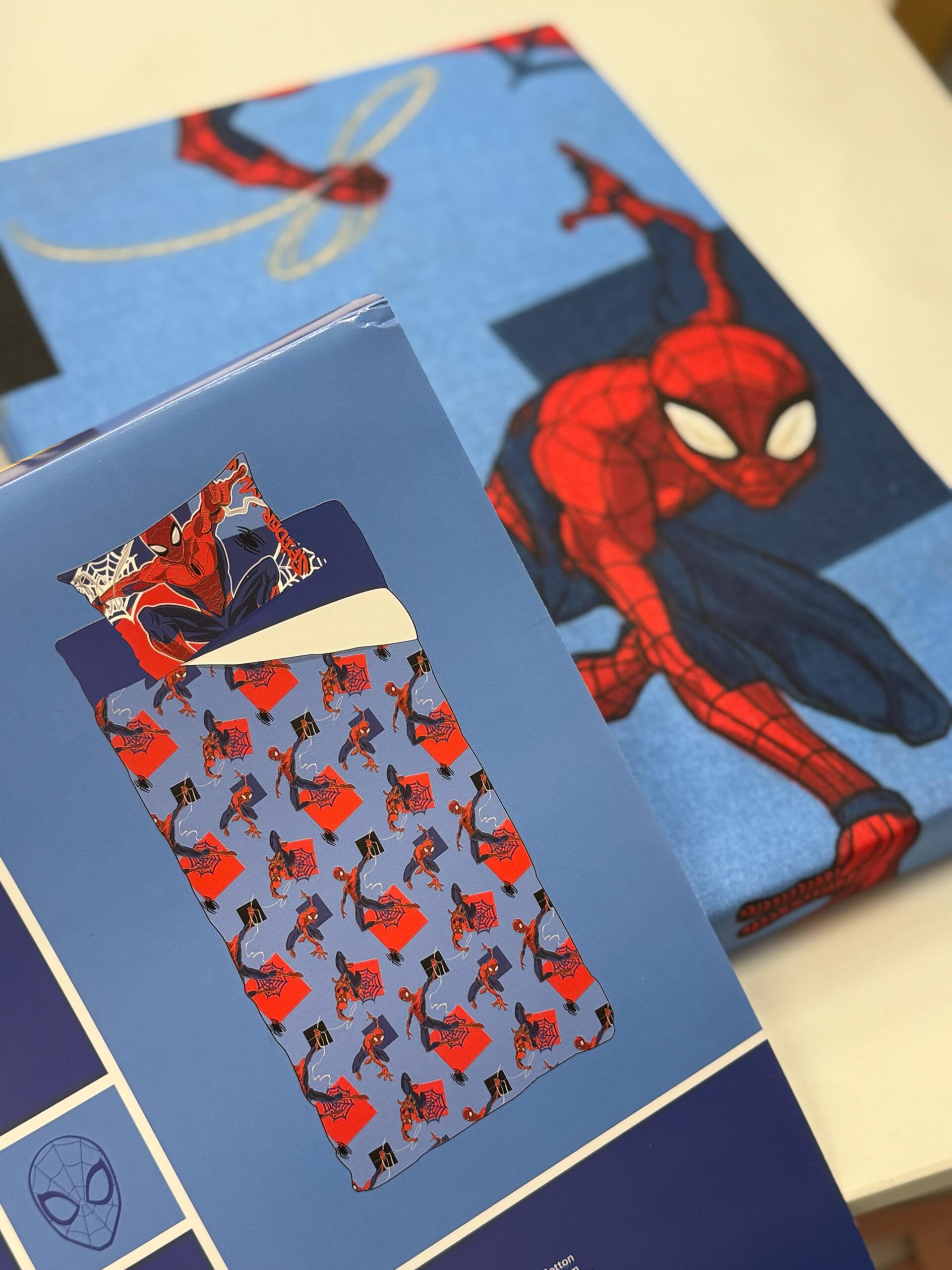 Lenzuolo SPIDERMAN! - immagine 2