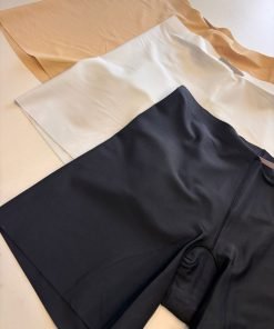 Alternative view of pantaloncino taglio laser