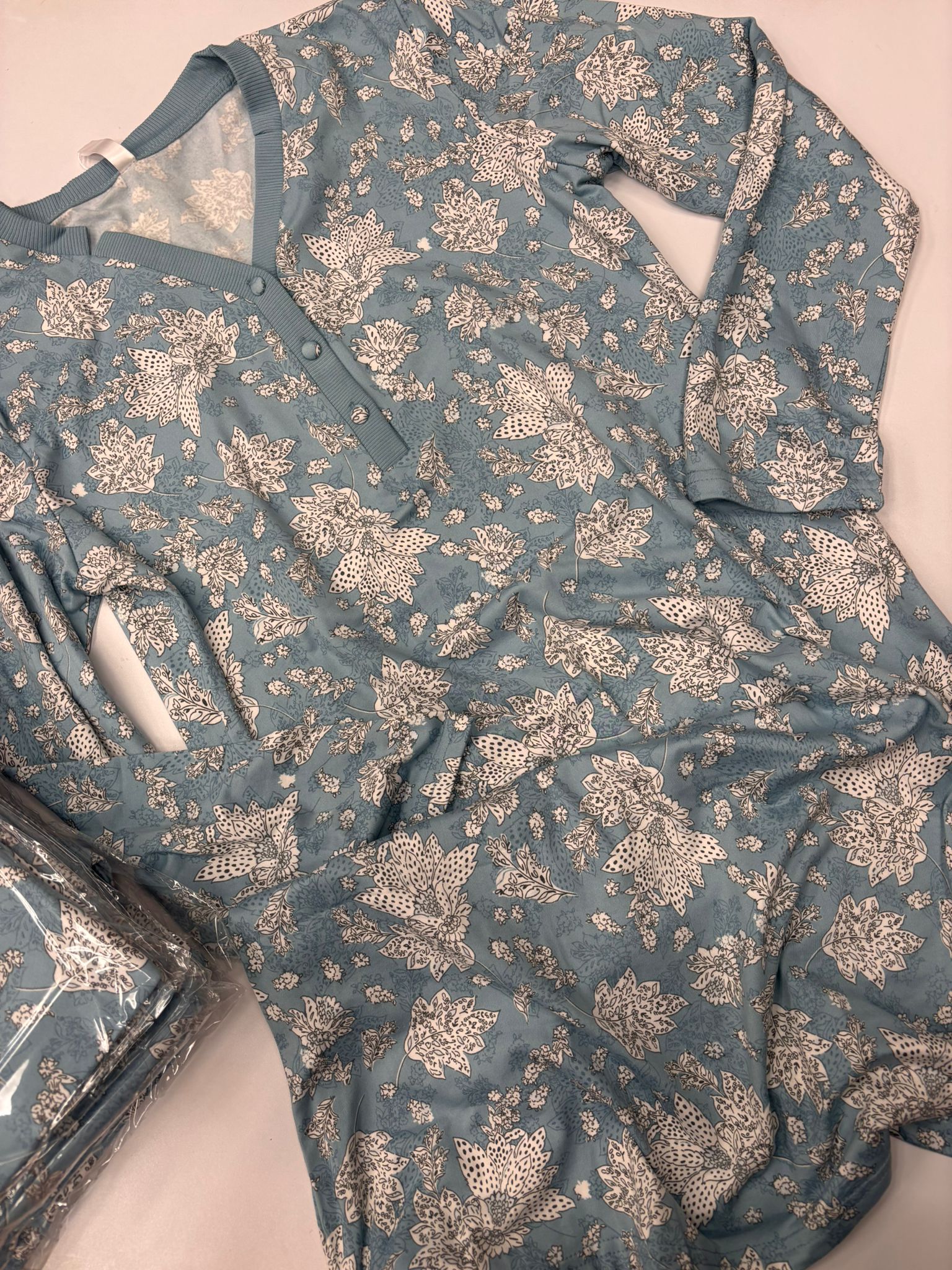 Camicia Da Notte fiori "azzurra" - immagine 2